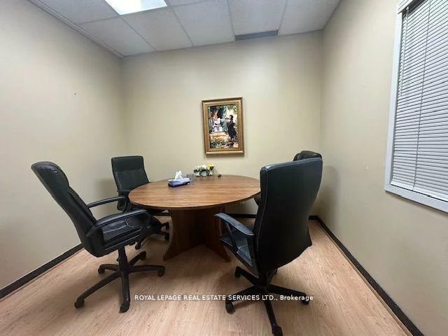 7626A, Yonge, Crestwood-Springfarm-Yorkhill, Vaughan