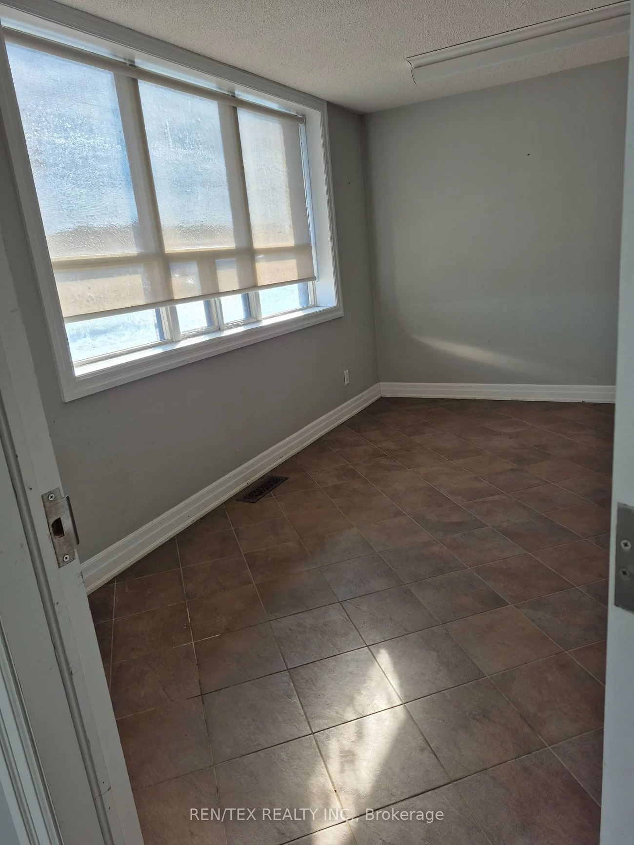 138, Creditstone, Concord, Vaughan