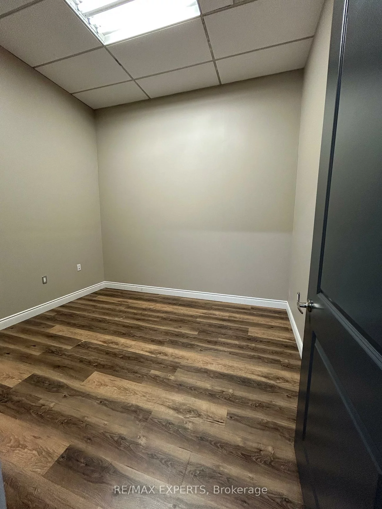 2104, Highway 7, Concord, Vaughan