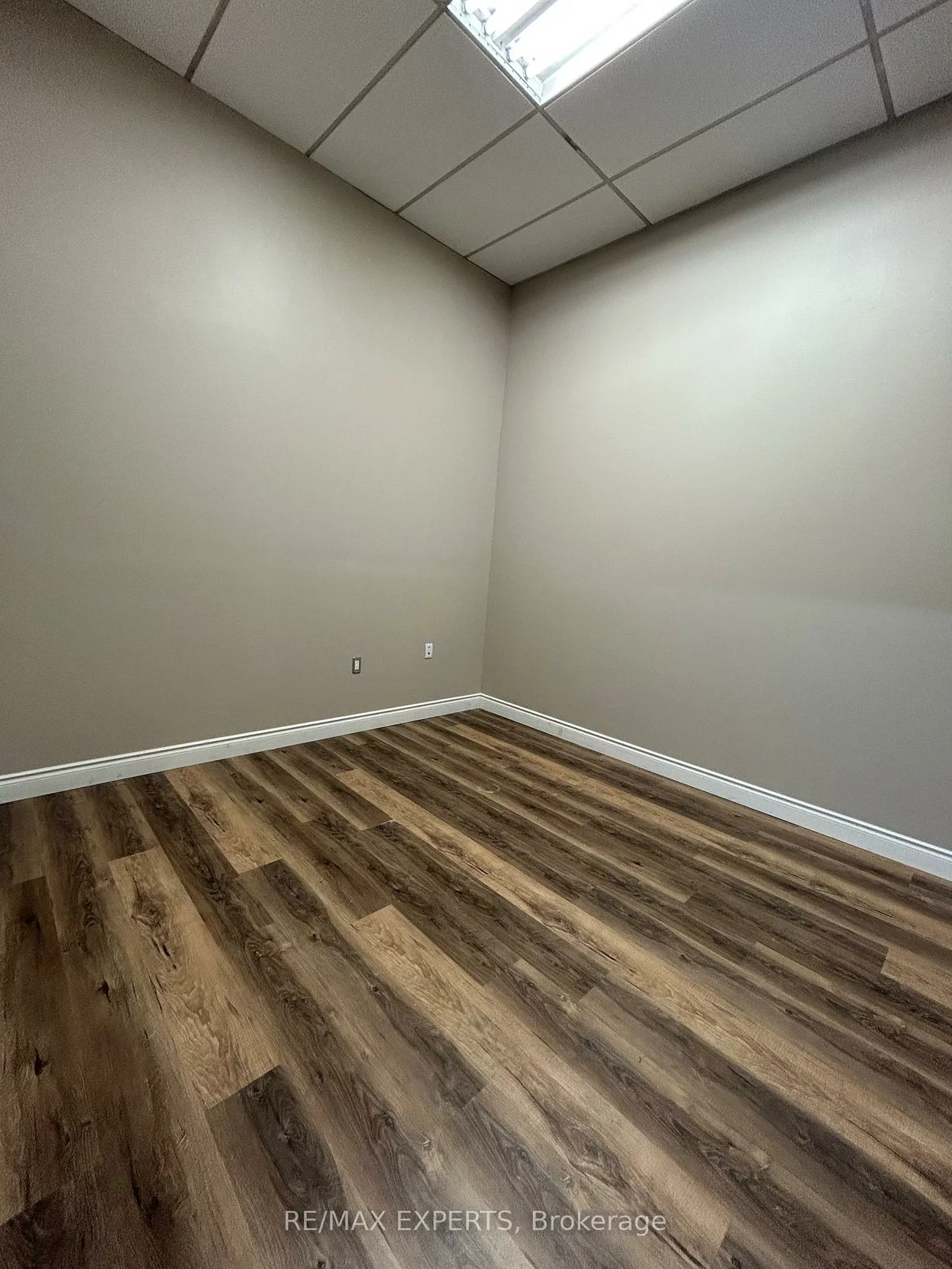 2104, Highway 7, Concord, Vaughan