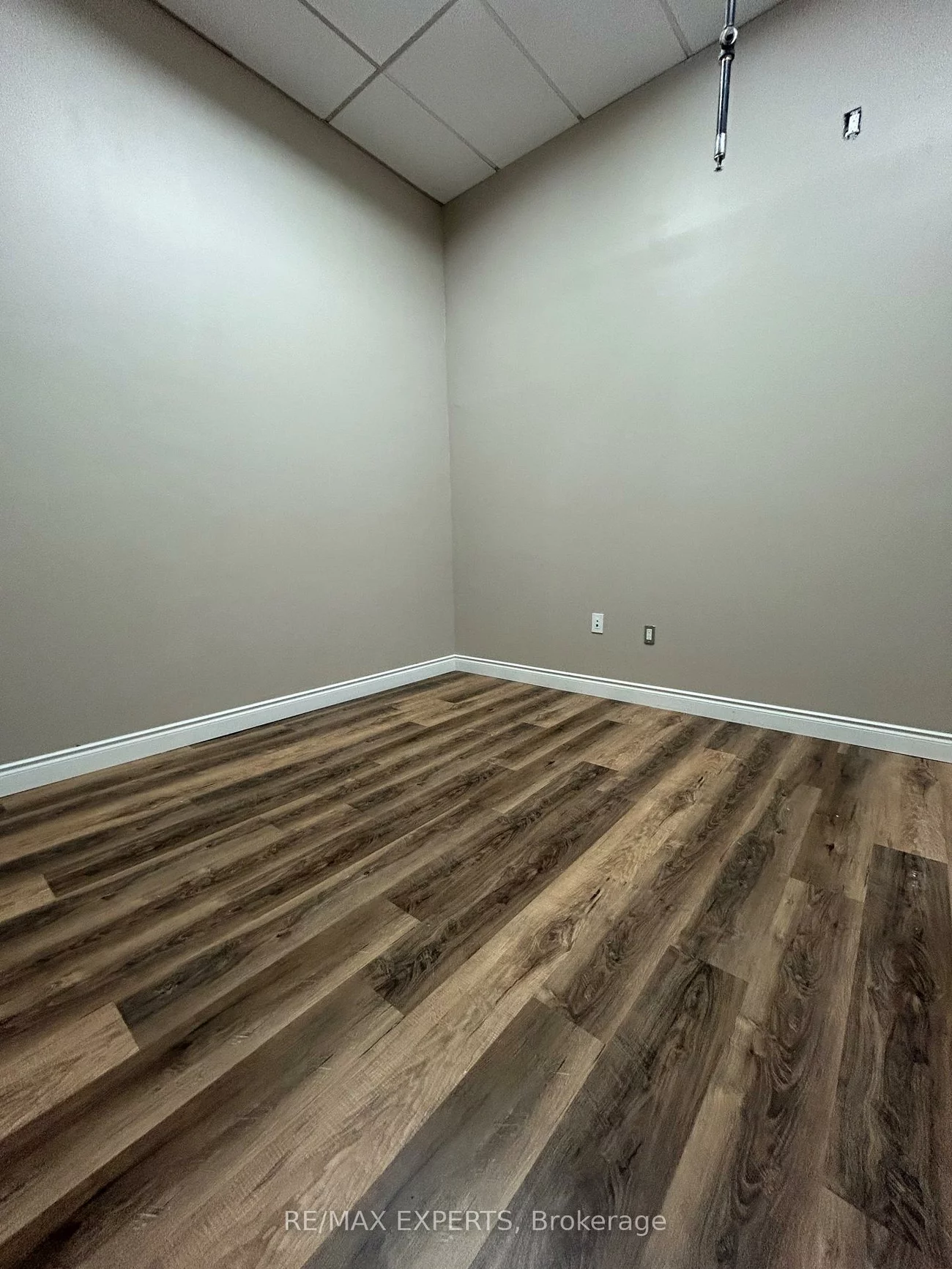 2104, Highway 7, Concord, Vaughan