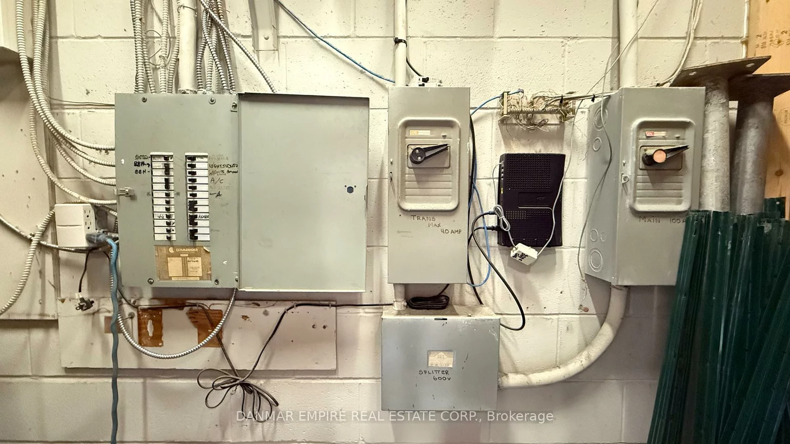 53, Woodstream, Vaughan Grove, Vaughan