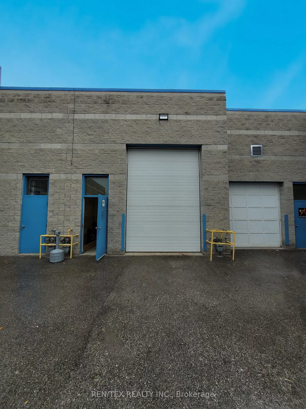 30, Macintosh, Concord, Vaughan