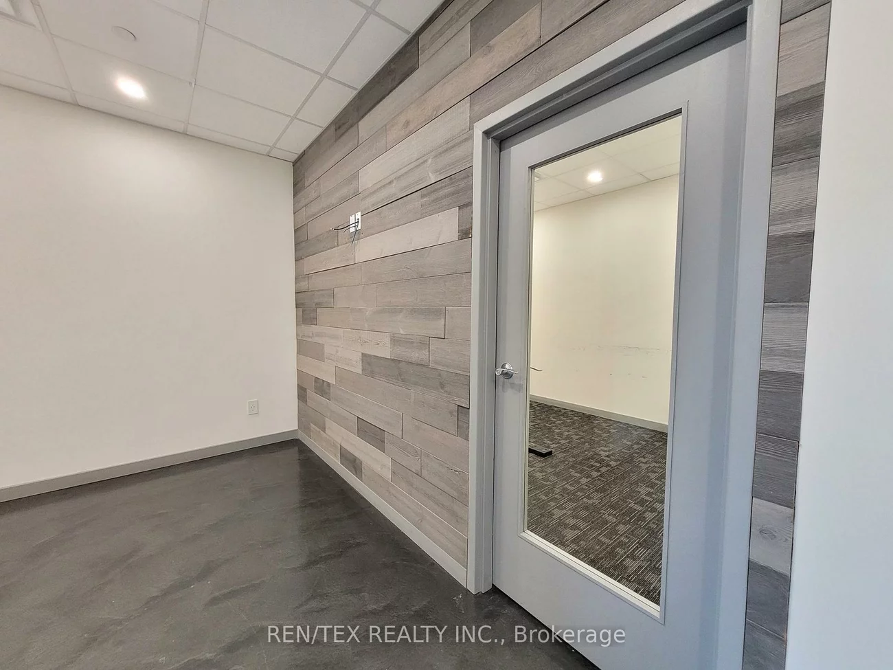 30, Macintosh, Concord, Vaughan