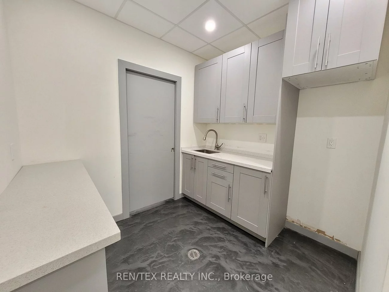 30, Macintosh, Concord, Vaughan