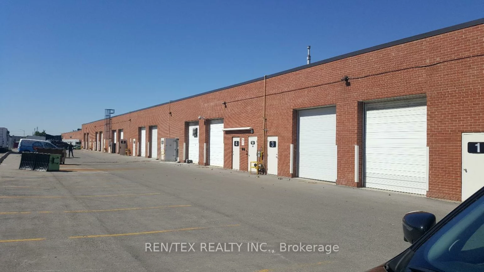 55, Winges, Pine Valley Business Park, Vaughan