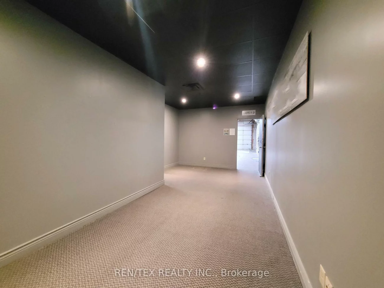 55, Winges, Pine Valley Business Park, Vaughan