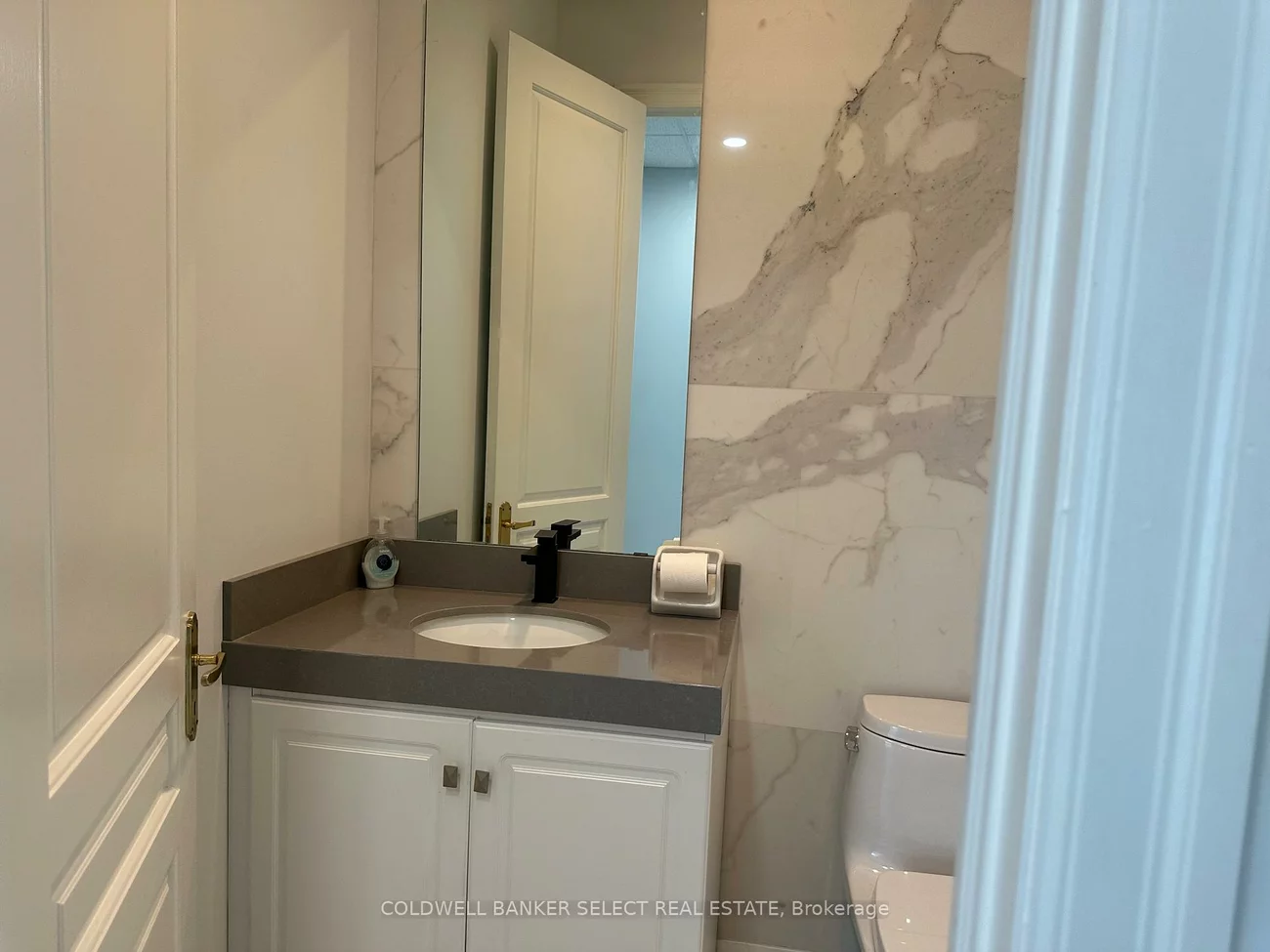 8111, Jane, Concord, Vaughan