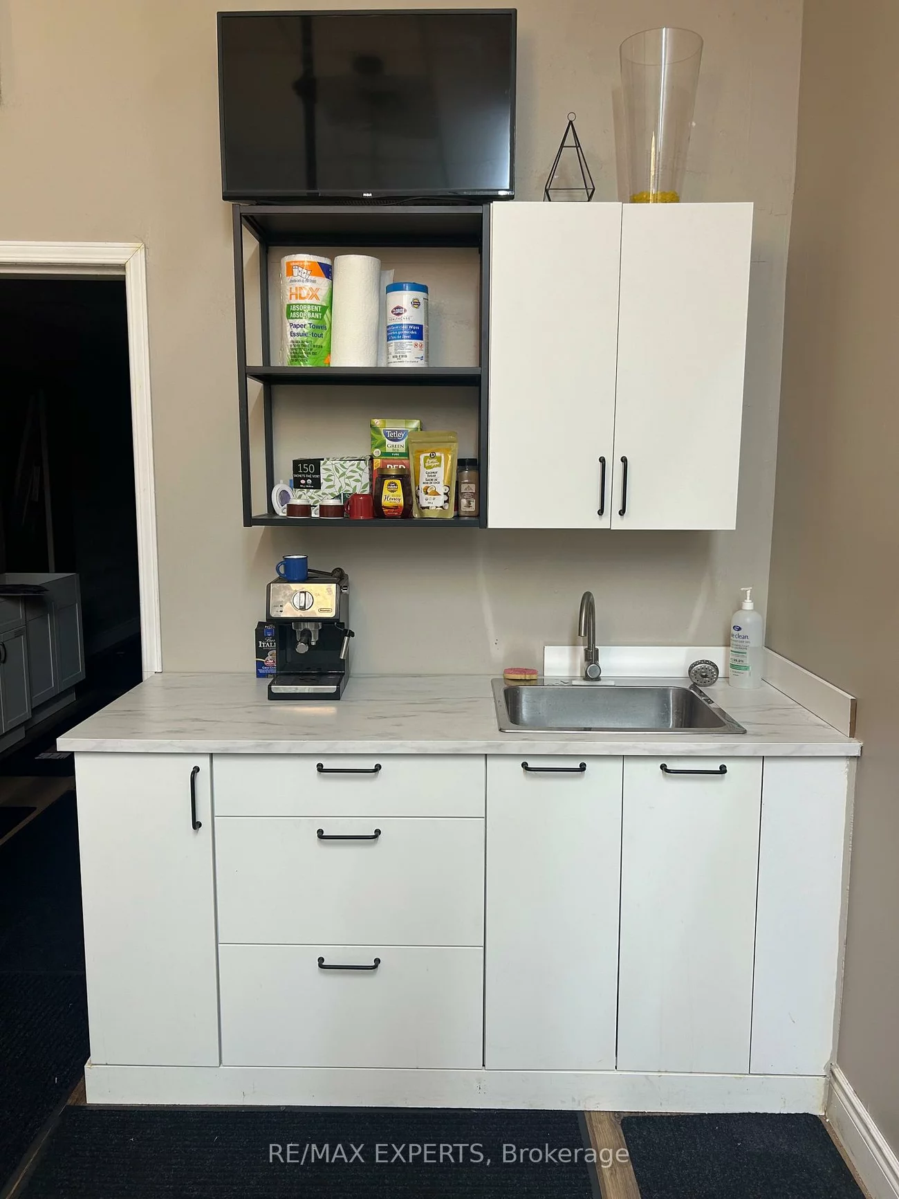 2104, Highway 7, Concord, Vaughan