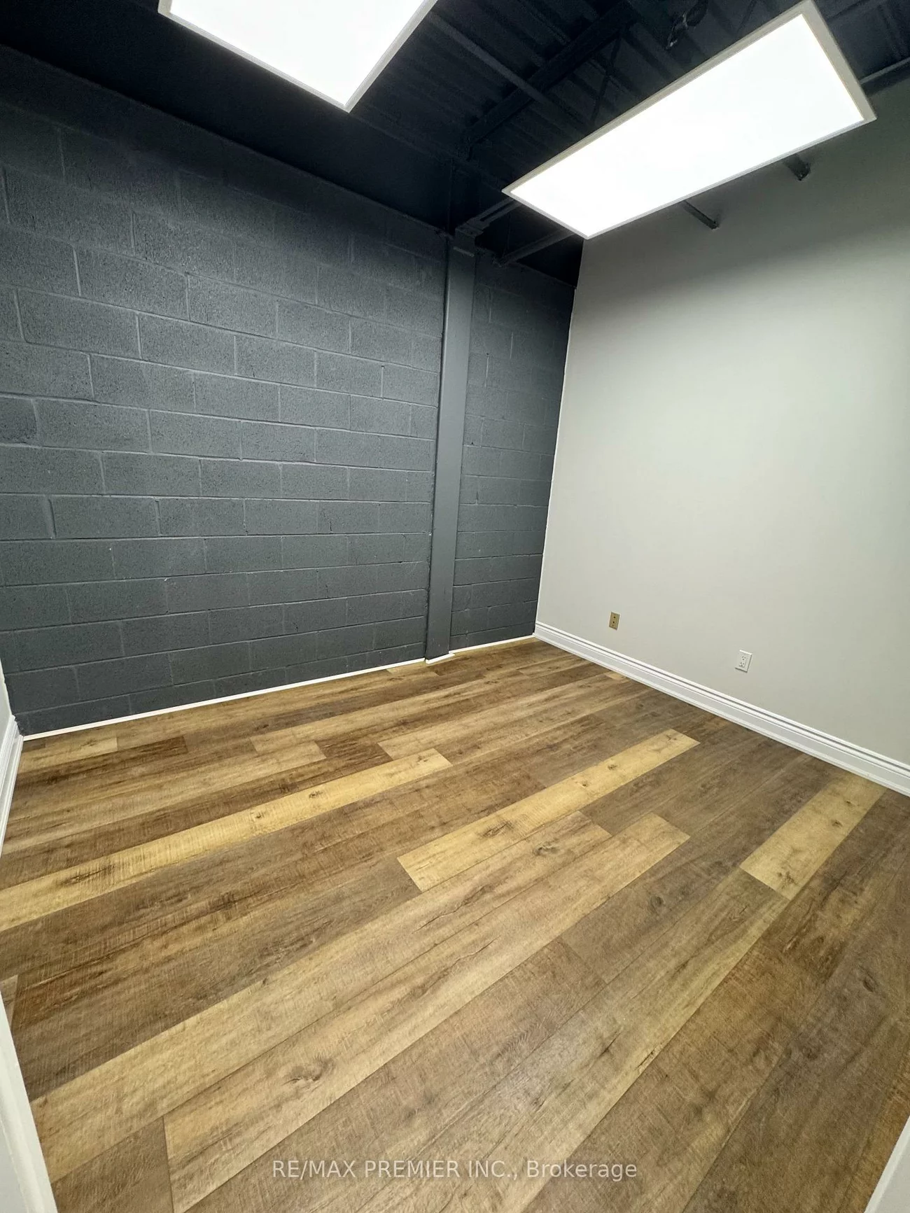 8611, Weston, East Woodbridge, Vaughan