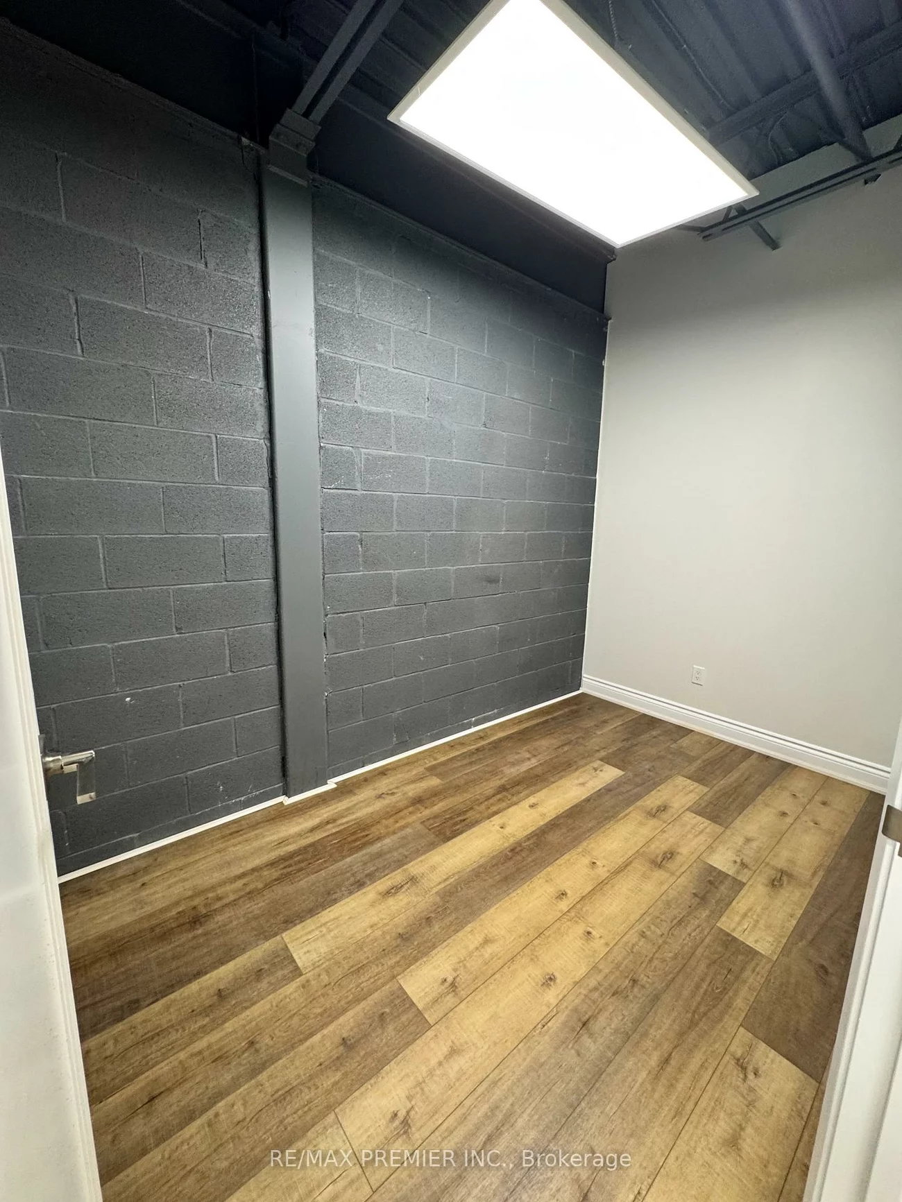 8611, Weston, East Woodbridge, Vaughan