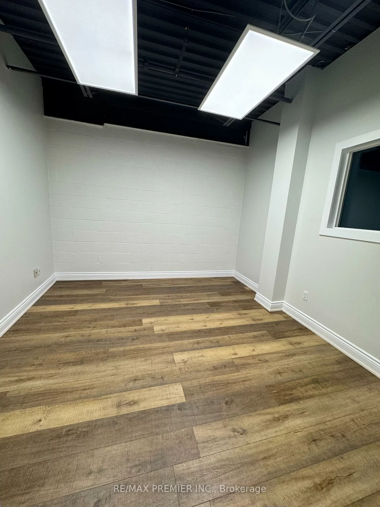 8611, Weston, East Woodbridge, Vaughan