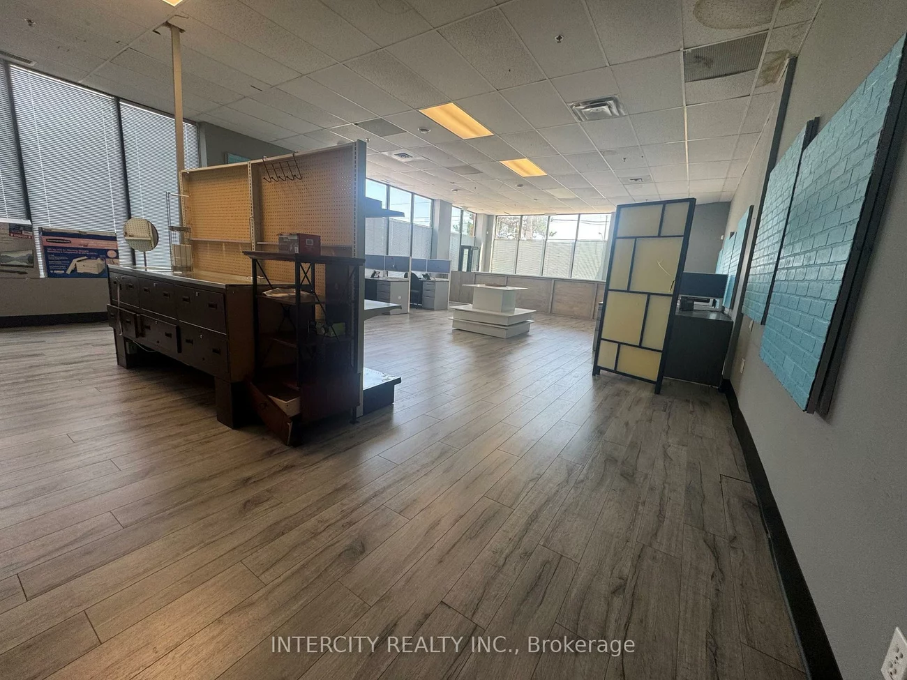 2100, Steeles, Concord, Vaughan