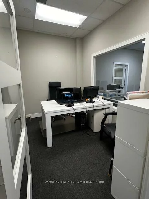 385, Connie, Concord, Vaughan