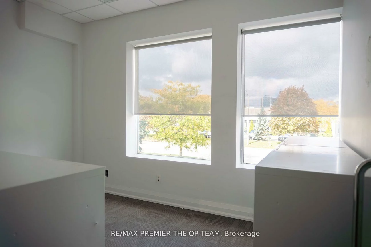 2900, Langstaff, Concord, Vaughan