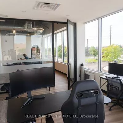 28, Roytec, West Woodbridge, Vaughan