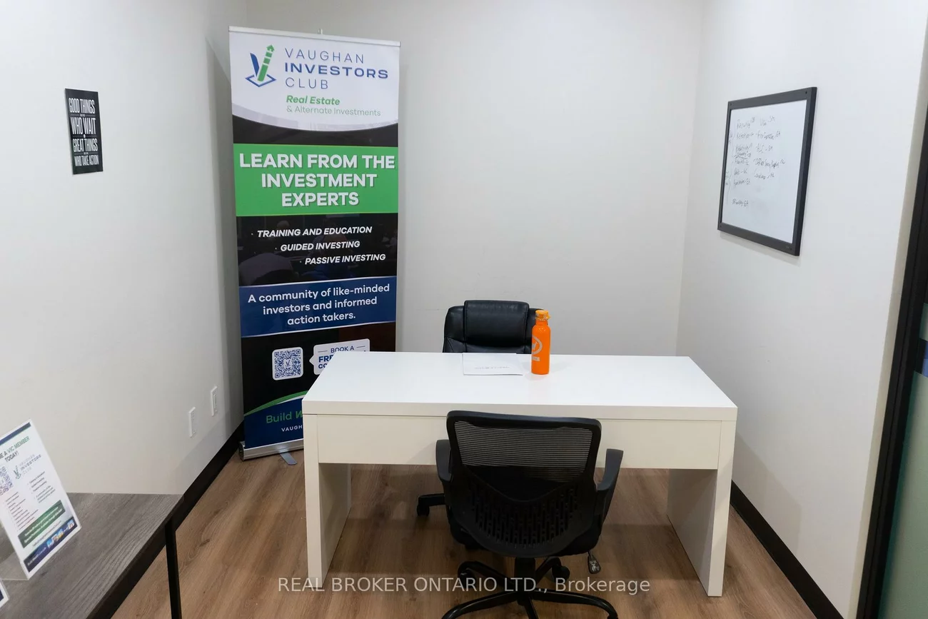 28, Roytec, West Woodbridge, Vaughan