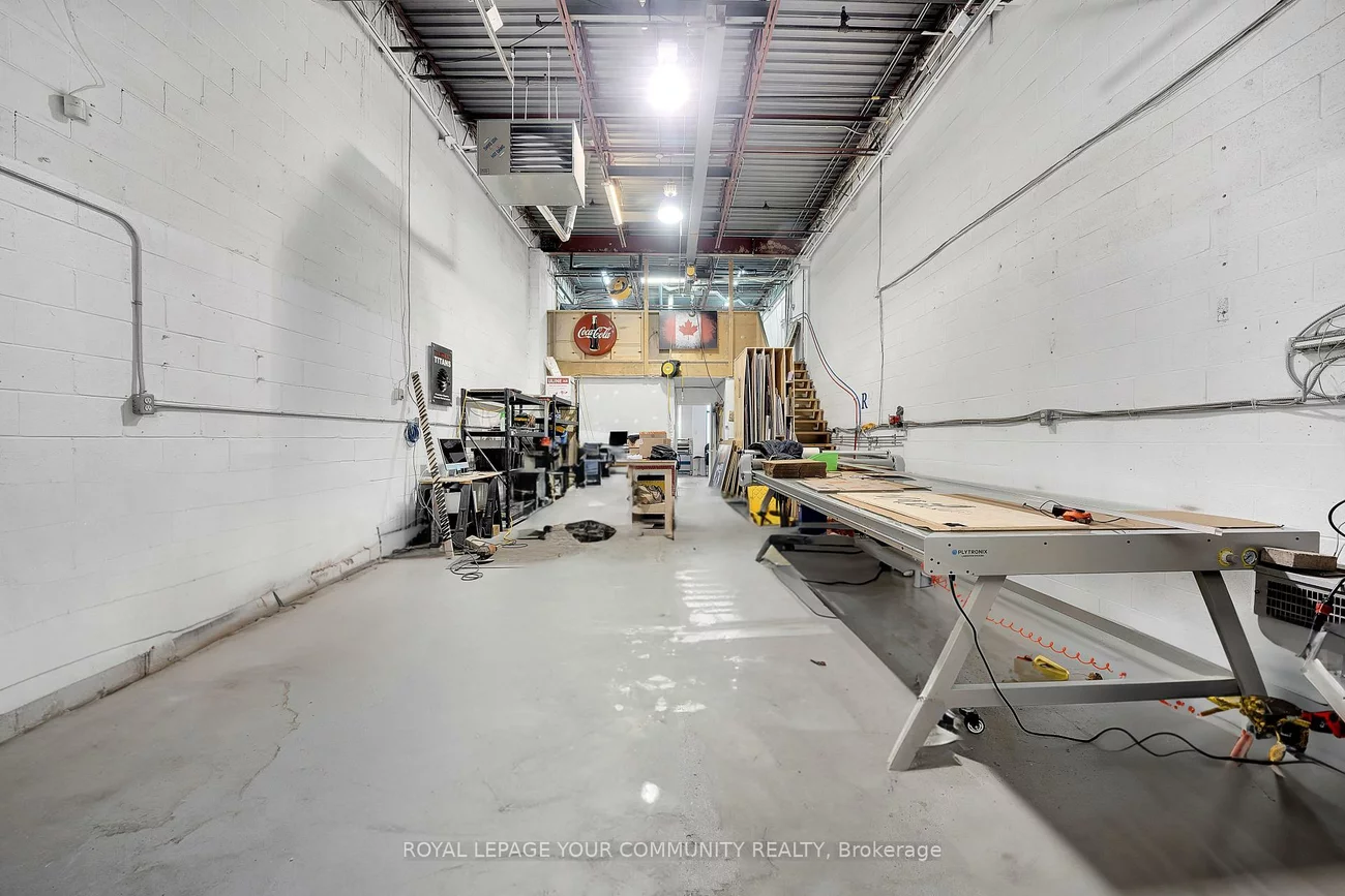 45, Casmir, Concord, Vaughan