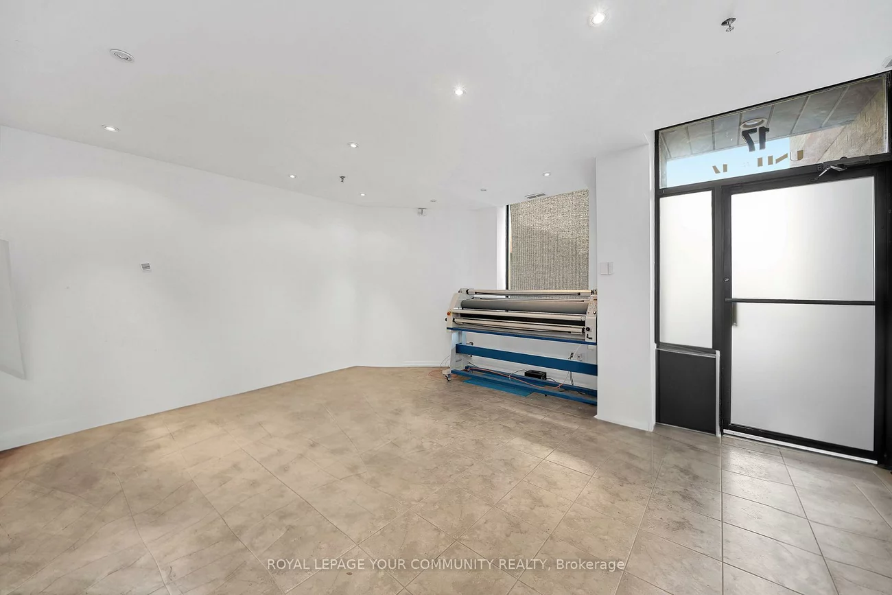 45, Casmir, Concord, Vaughan