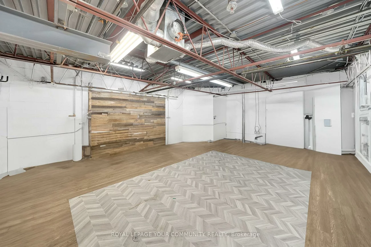 45, Casmir, Concord, Vaughan