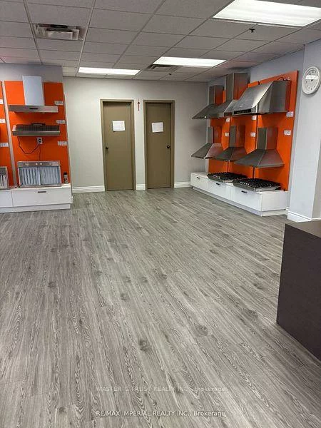 8111, Jane, Concord, Vaughan