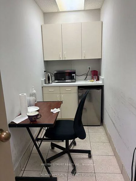 8111, Jane, Concord, Vaughan