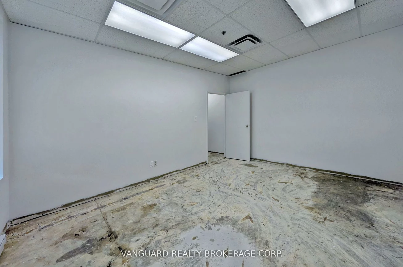 250, Trowers, Pine Valley Business Park, Vaughan