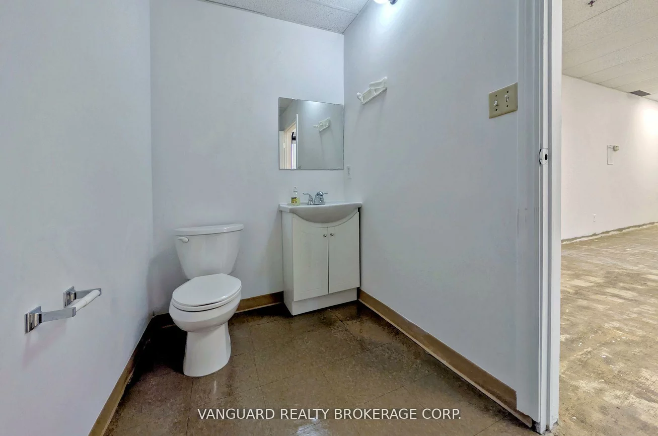 250, Trowers, Pine Valley Business Park, Vaughan