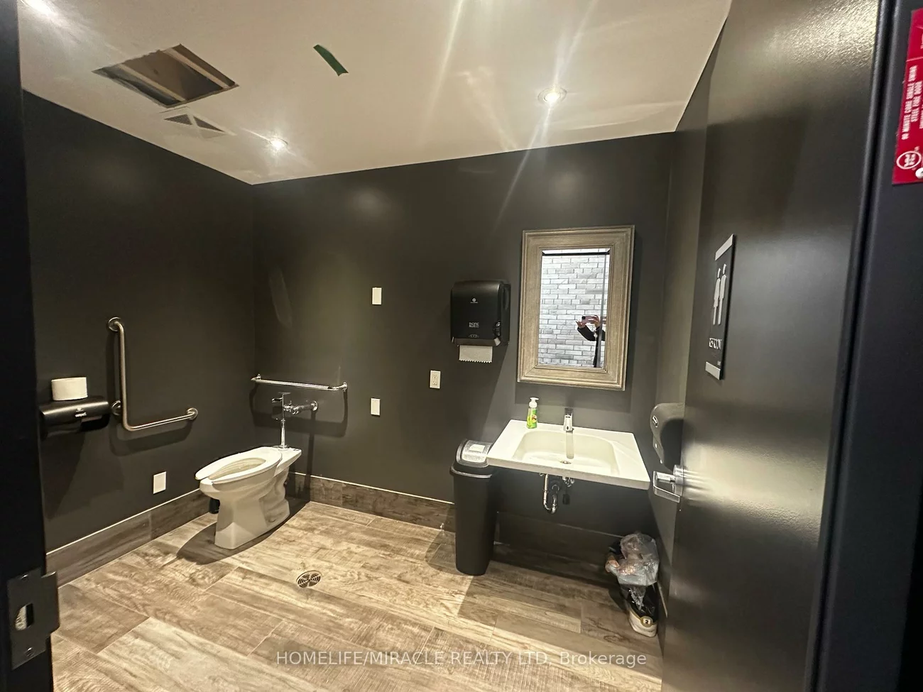 81, Zenway, West Woodbridge Industrial Area, Vaughan