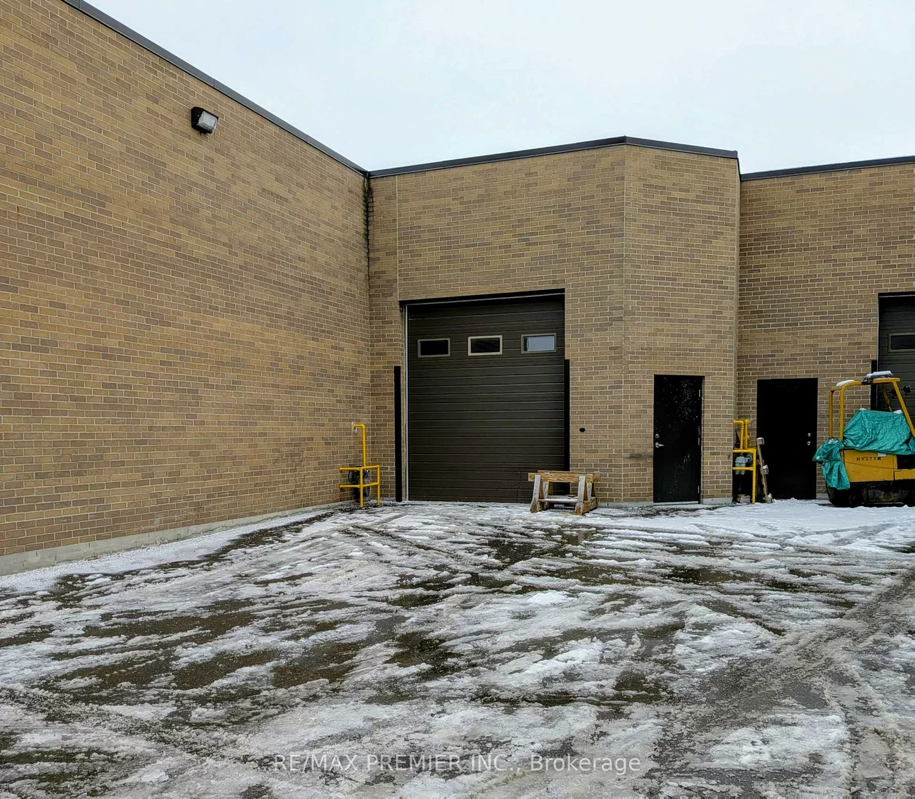 80, Roysun, West Woodbridge Industrial Area, Vaughan