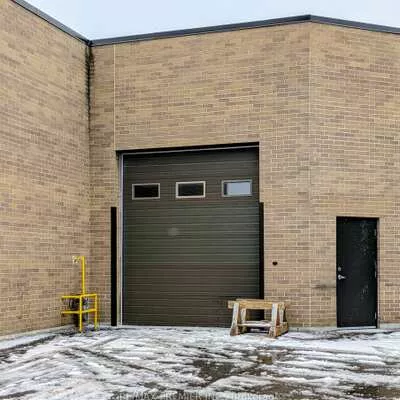 80, Roysun, West Woodbridge Industrial Area, Vaughan