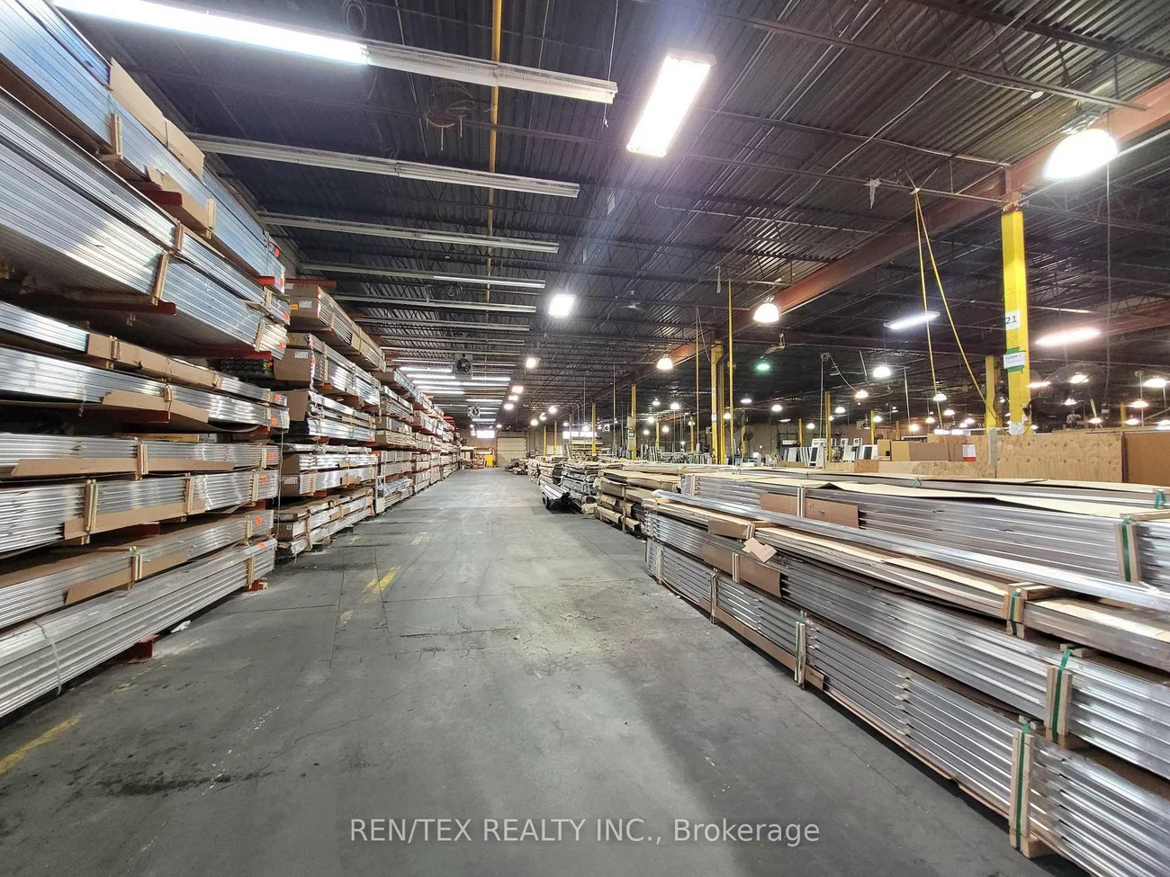 99, Vinyl, Steeles West Industrial, Vaughan