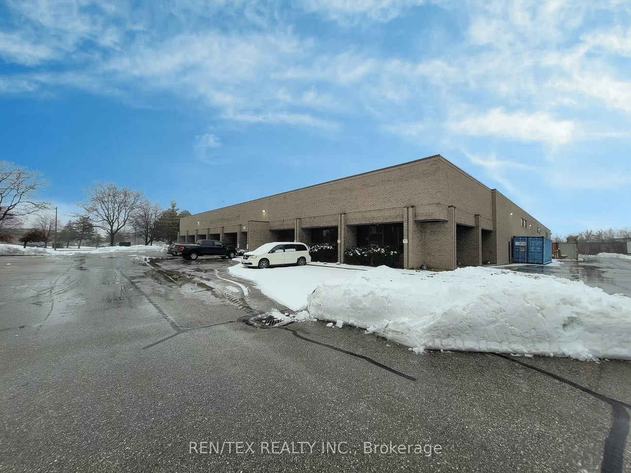 99, Vinyl, Steeles West Industrial, Vaughan