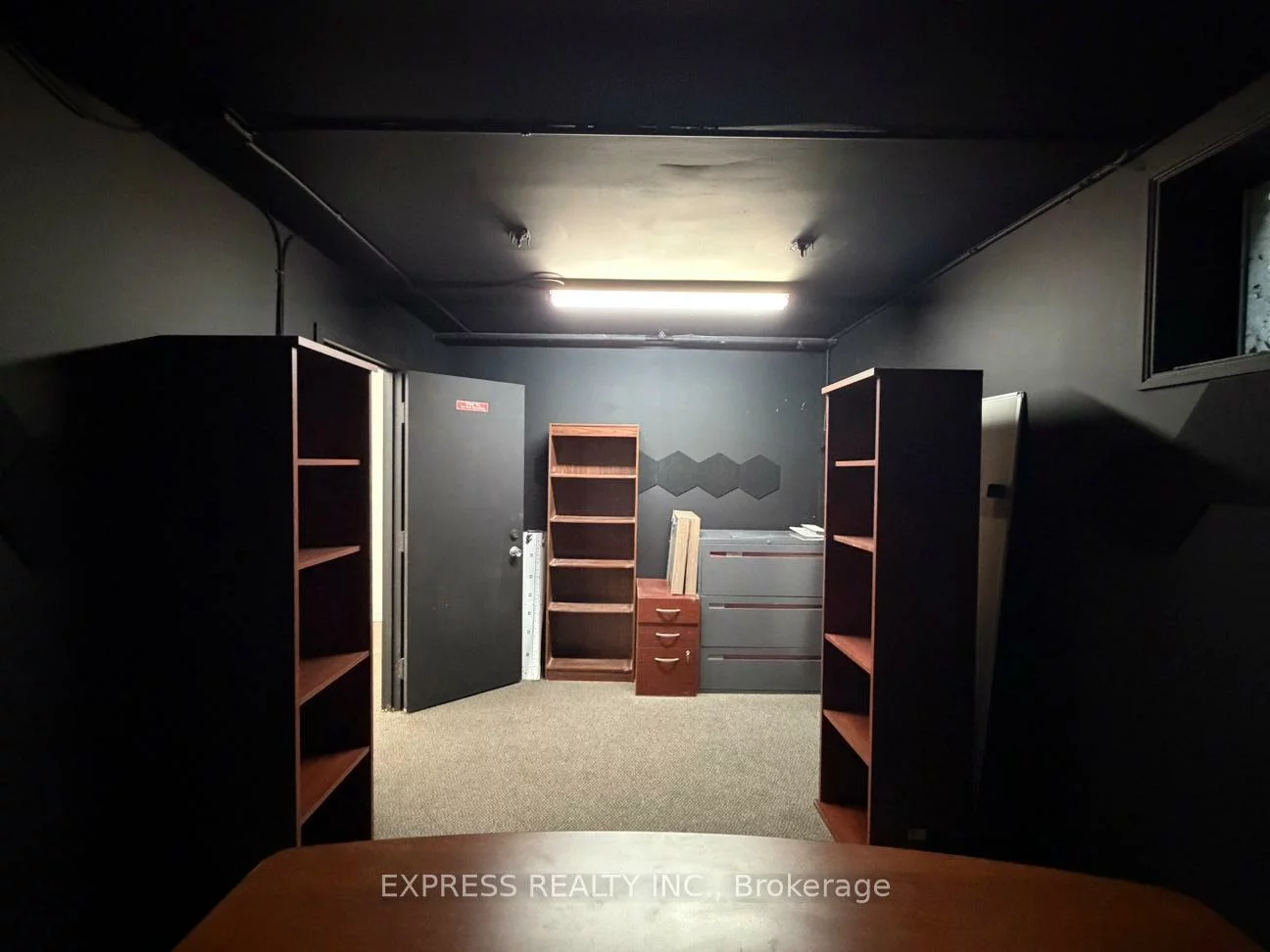 8300, Yonge, Uplands, Vaughan