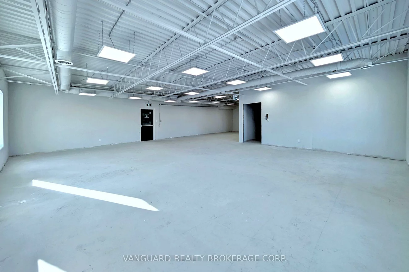 191, Vinyl, Steeles West Industrial, Vaughan