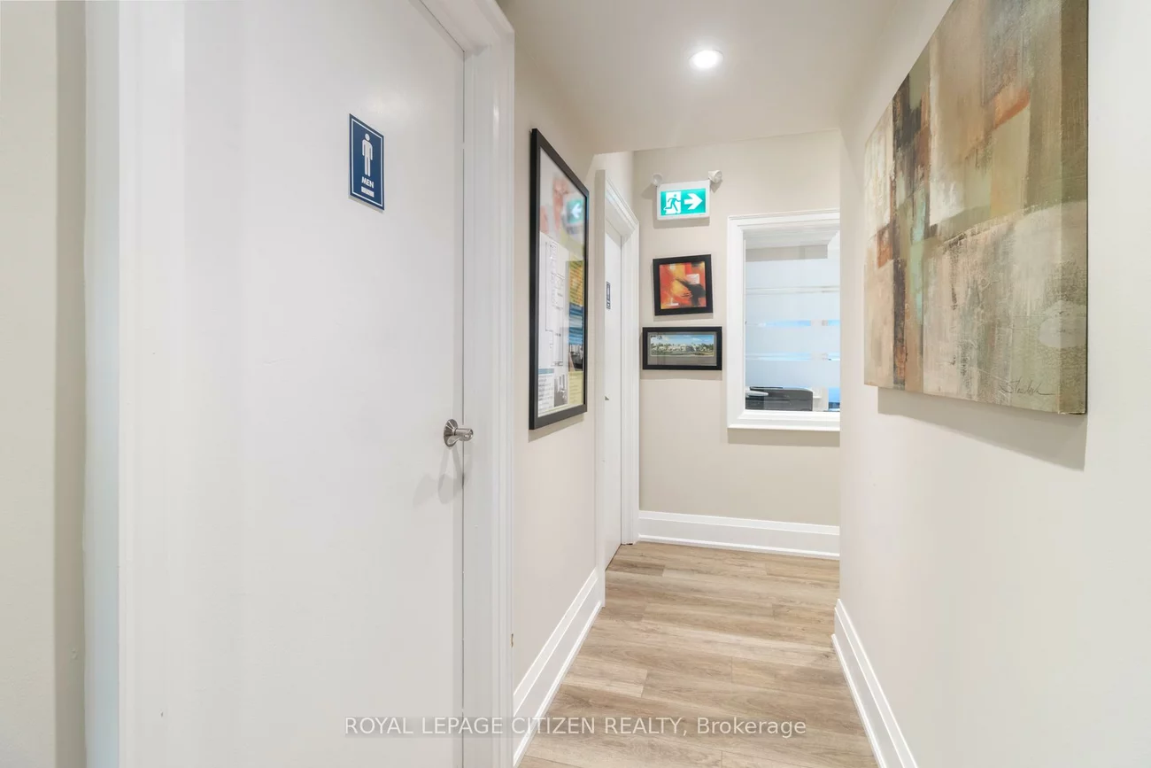 27, Roytec, East Woodbridge, Vaughan