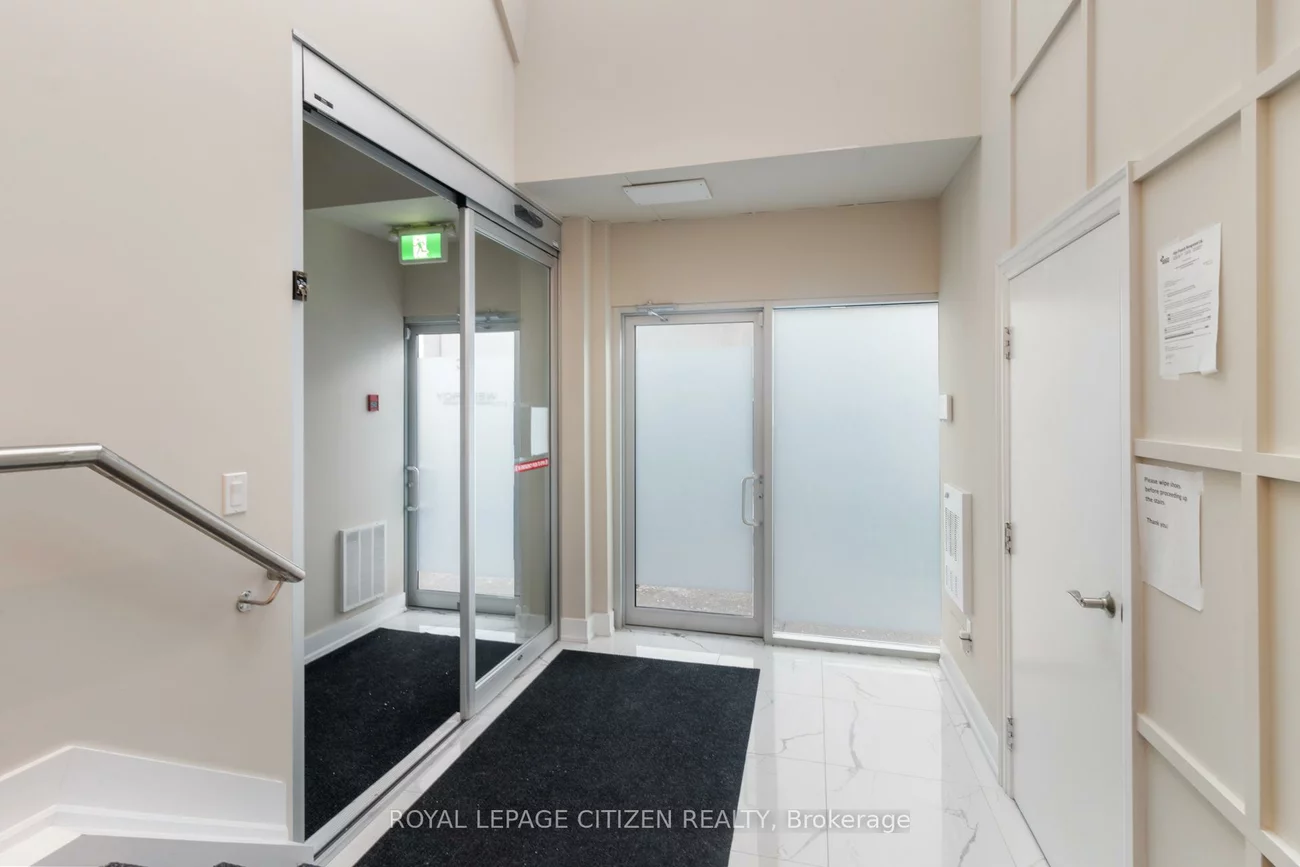 27, Roytec, East Woodbridge, Vaughan