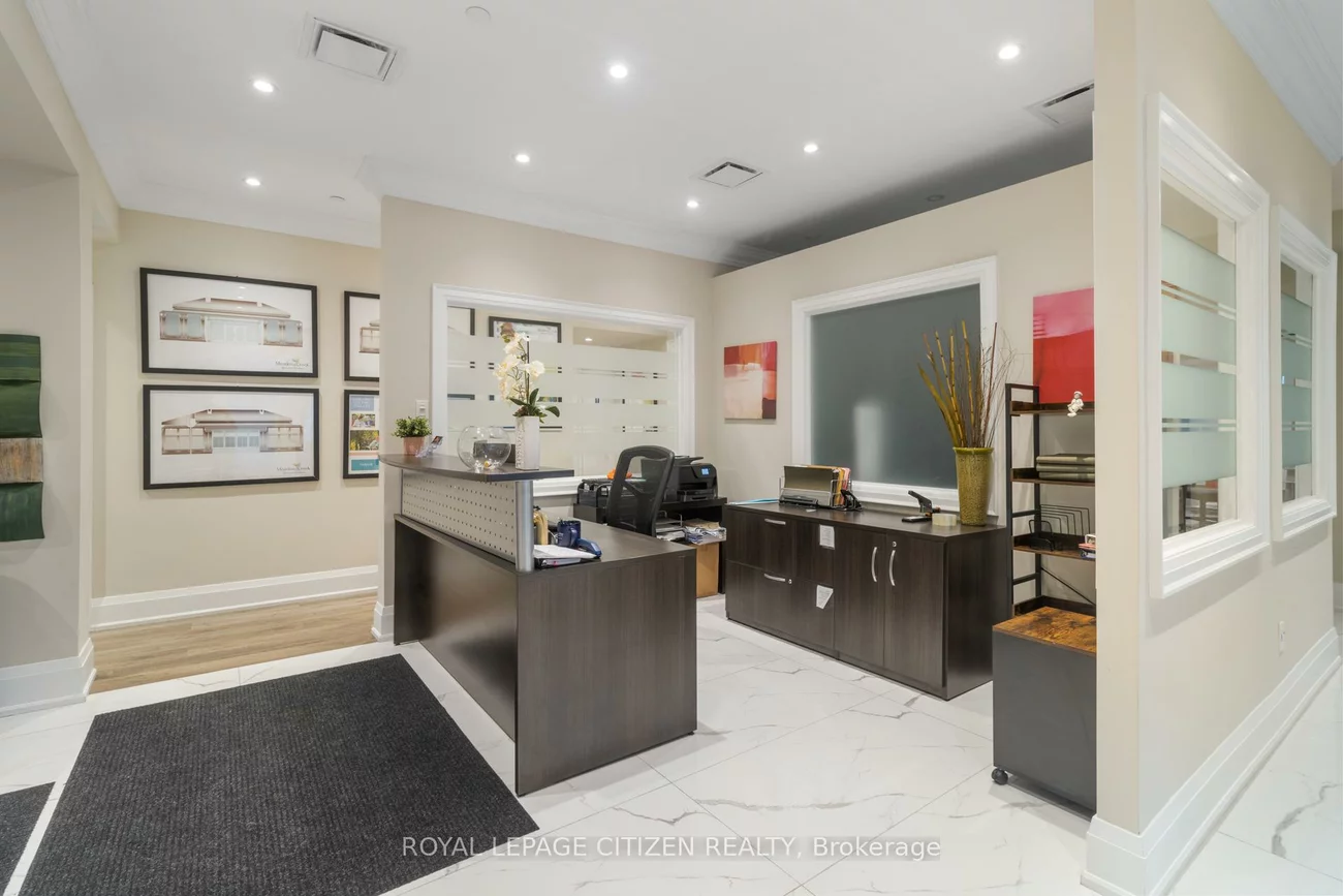 27, Roytec, East Woodbridge, Vaughan