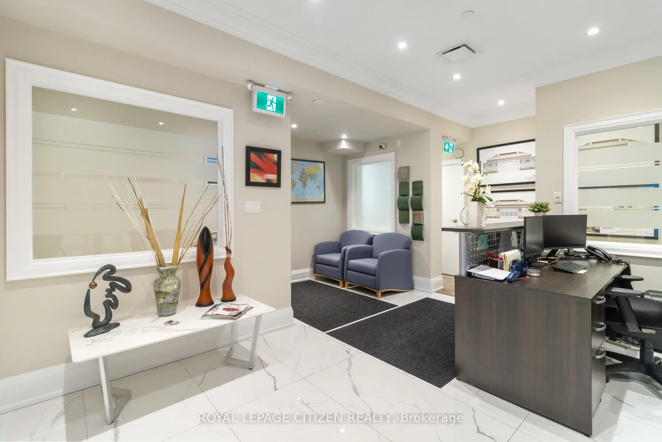 27, Roytec, East Woodbridge, Vaughan