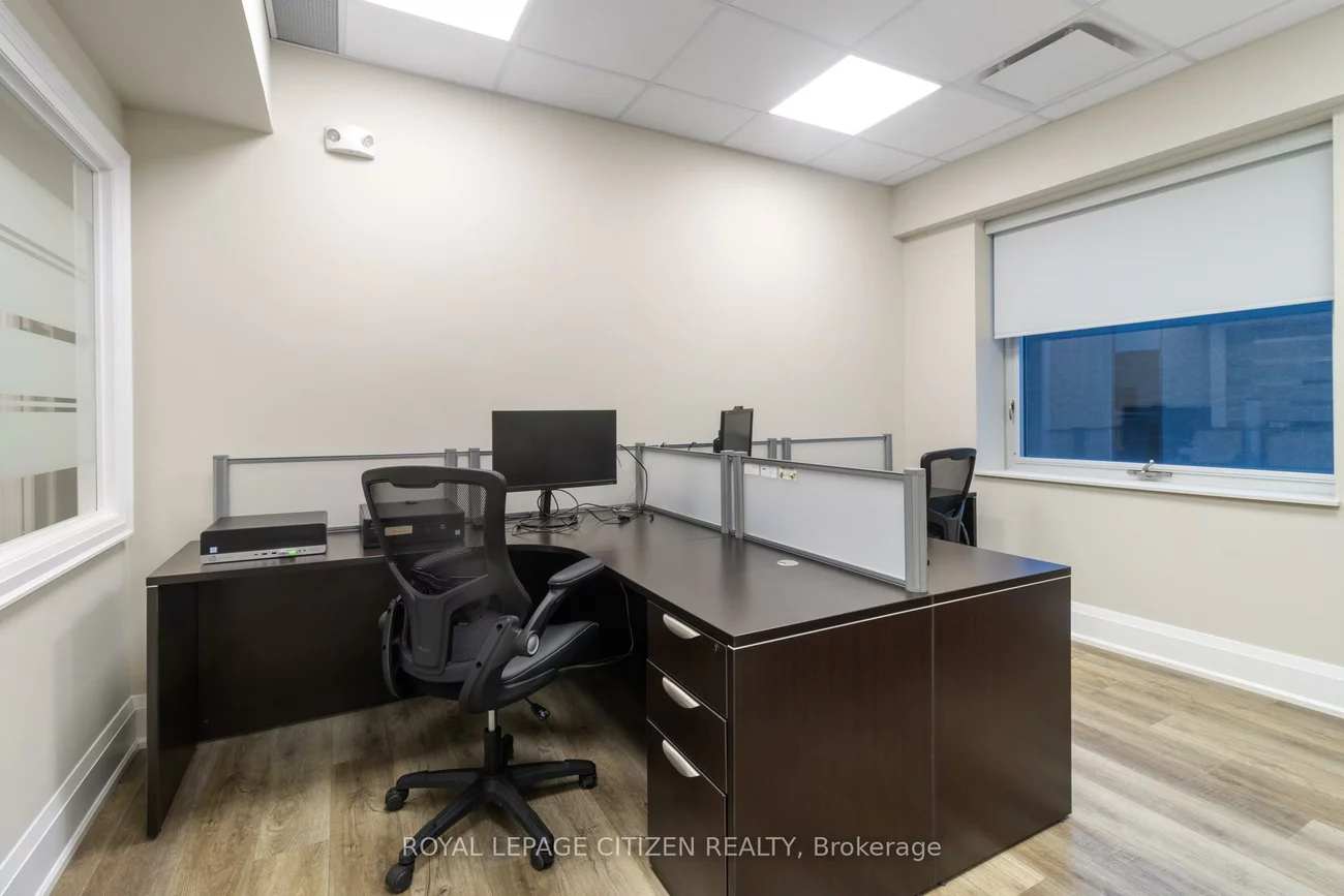 27, Roytec, East Woodbridge, Vaughan