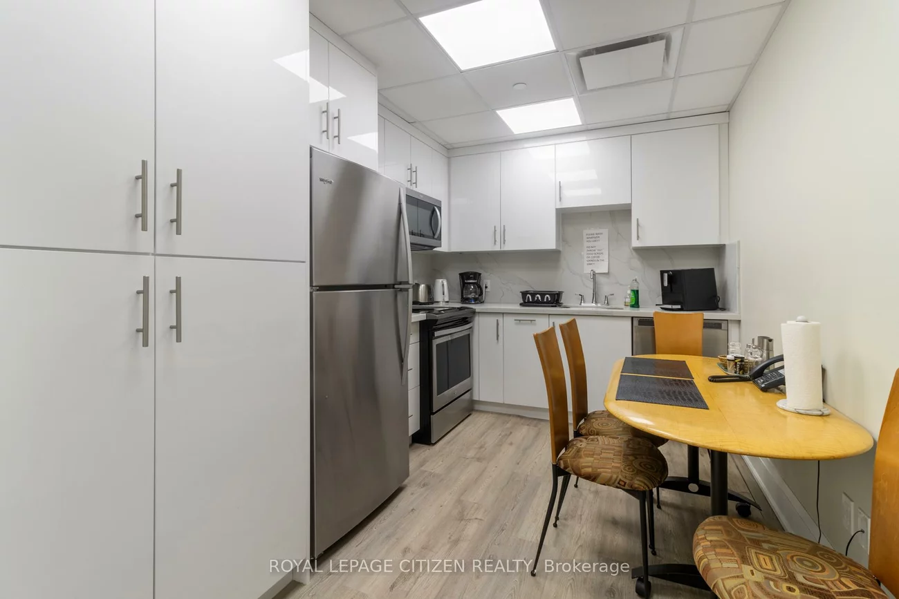 27, Roytec, East Woodbridge, Vaughan