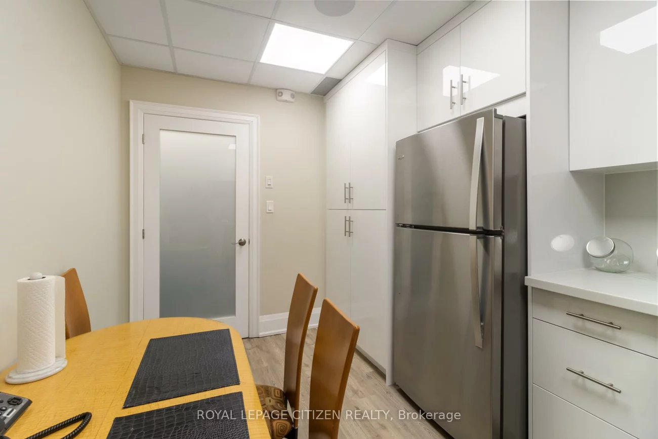 27, Roytec, East Woodbridge, Vaughan