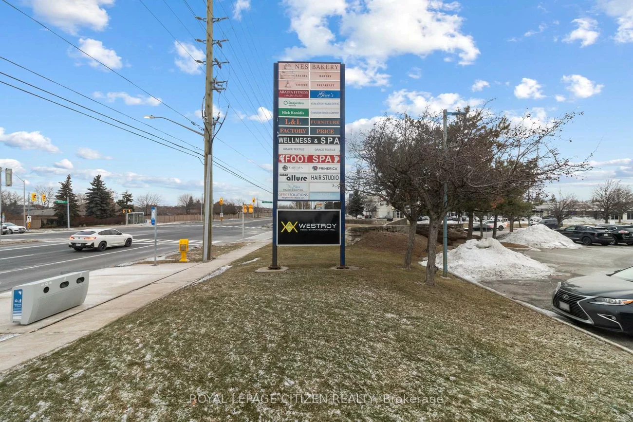 27, Roytec, East Woodbridge, Vaughan