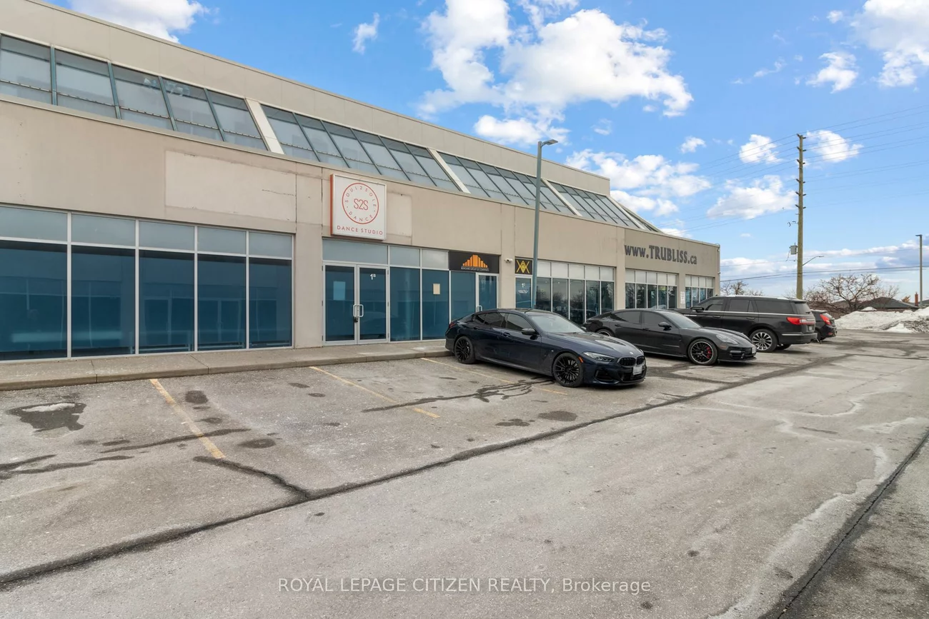 27, Roytec, East Woodbridge, Vaughan