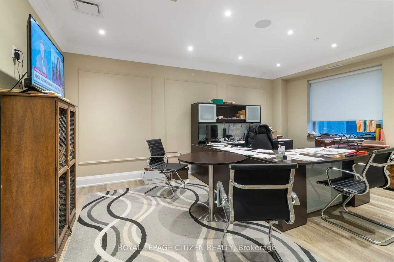 27, Roytec, East Woodbridge, Vaughan