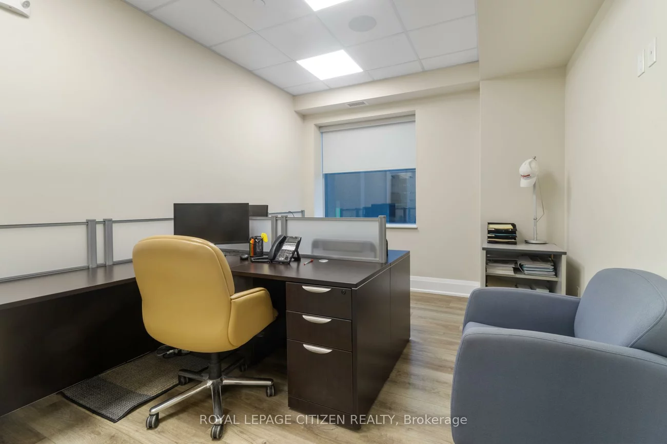 27, Roytec, East Woodbridge, Vaughan