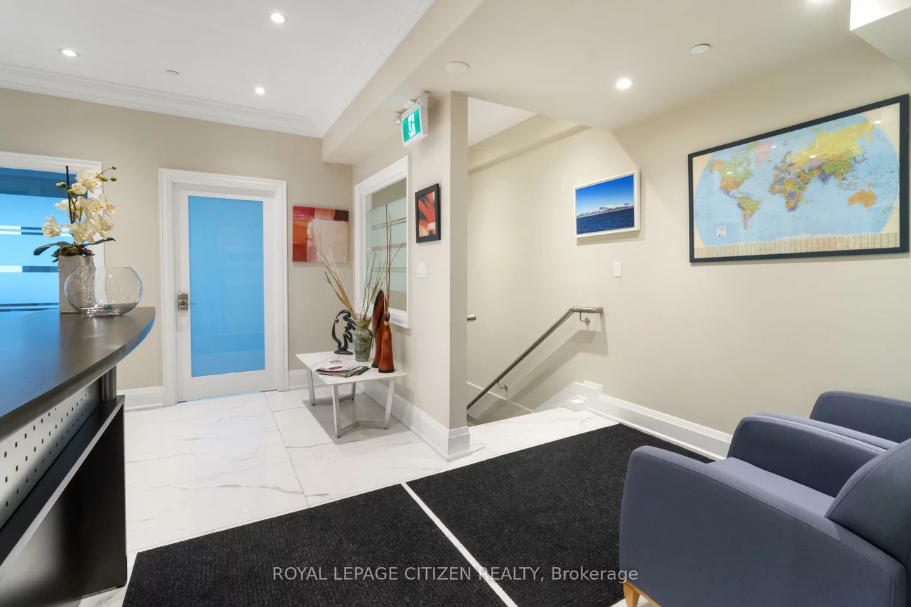 27, Roytec, East Woodbridge, Vaughan