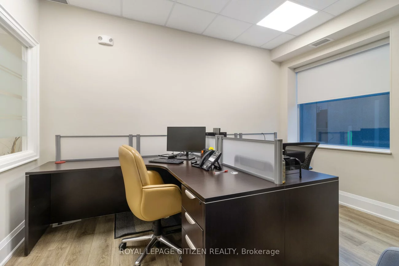 27, Roytec, East Woodbridge, Vaughan