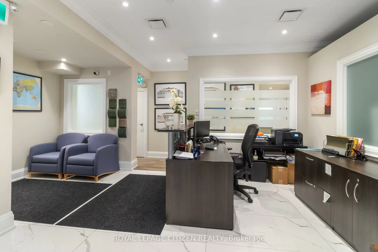 27, Roytec, East Woodbridge, Vaughan