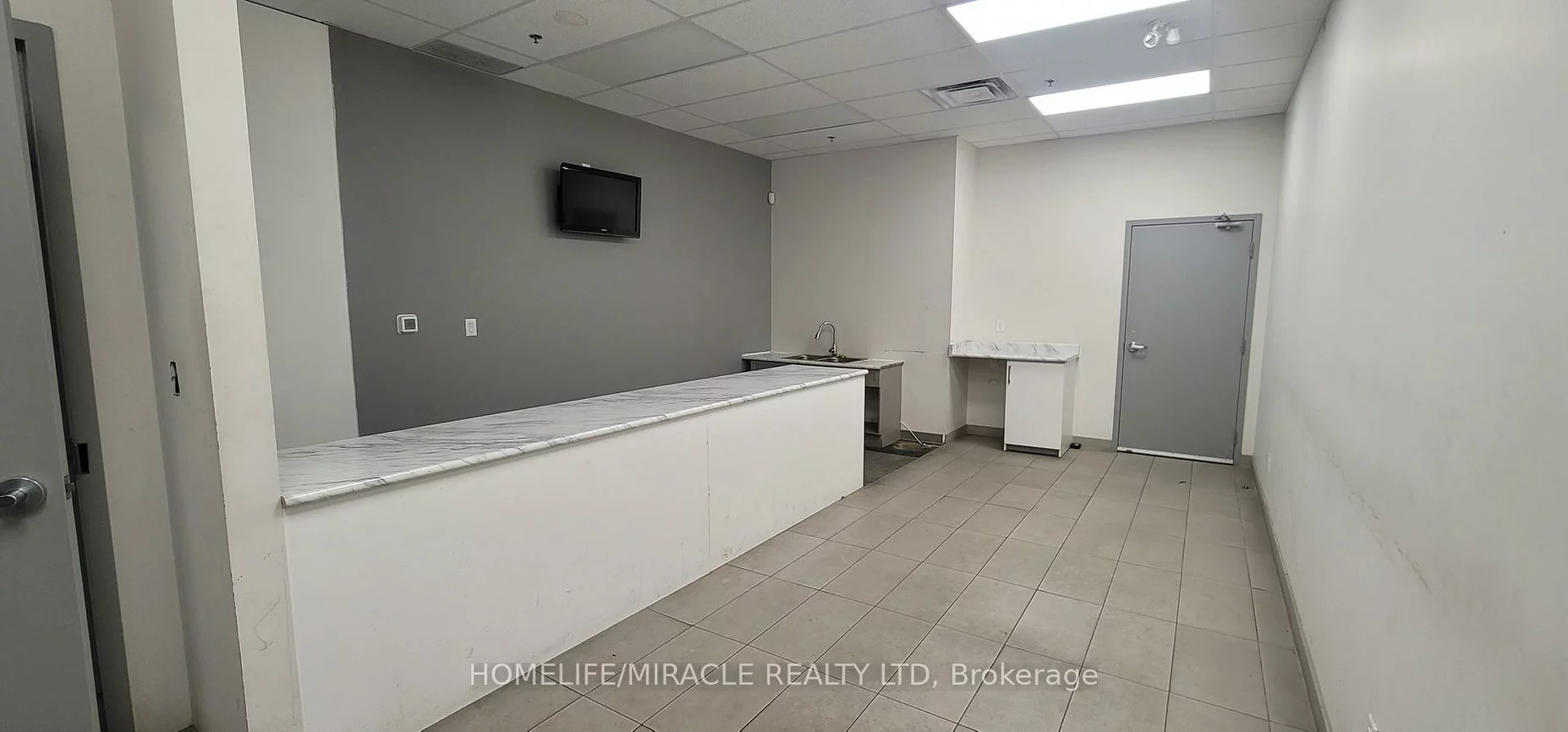 610, Hanlan, Steeles West Industrial, Vaughan